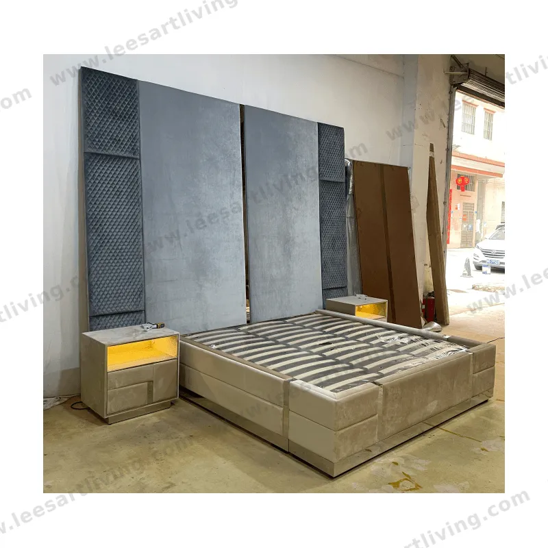 07768-luxury-bedroom-set-upholstered-soft-wall-panel-background-interior-decoration-custom-high-big-headboard-villa-bed