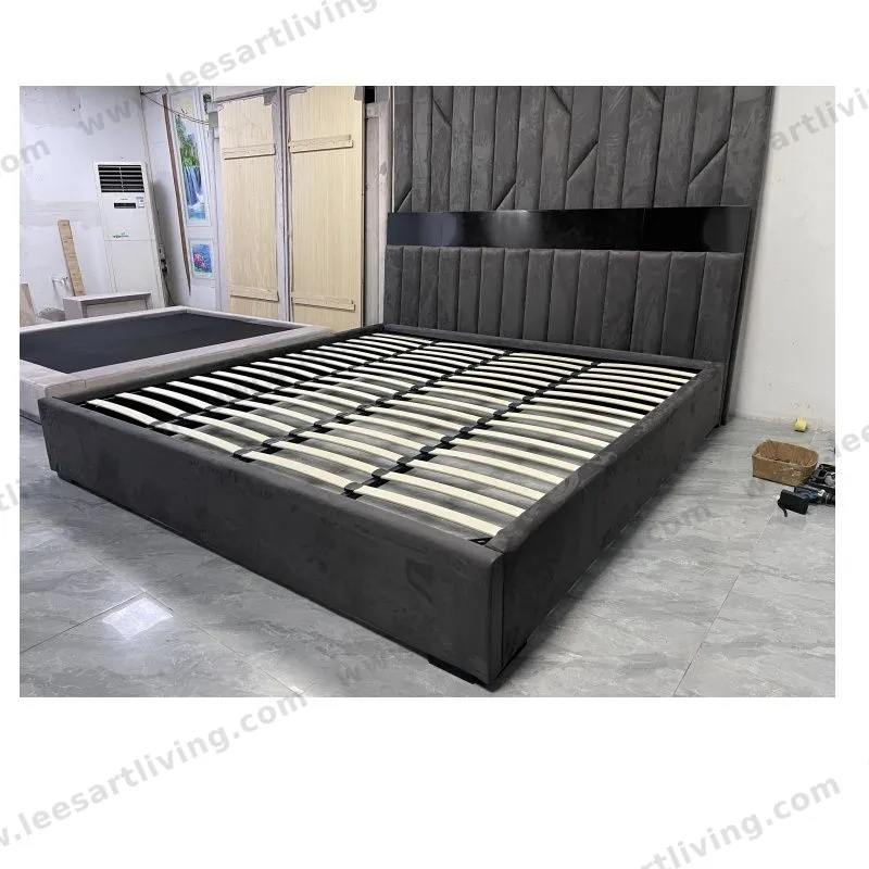 07778-luxury-bedroom-set-upholstered-soft-wall-panel-background-interior-decoration-custom-high-big-headboard-villa-bed