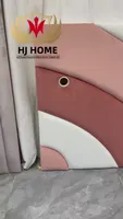 #07781 Conjunto de Dormitorio de Lujo con Cabecero Curvo Tapizado y Panel de Pared con Diseño Geométrico Moderno de Bloques de Color OEM ODM Mobiliario Suave para Toda la Casa